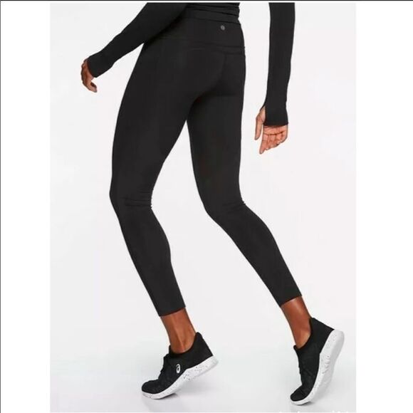 Athleta Challenge 7/8 Tight - Picture 4 of 14